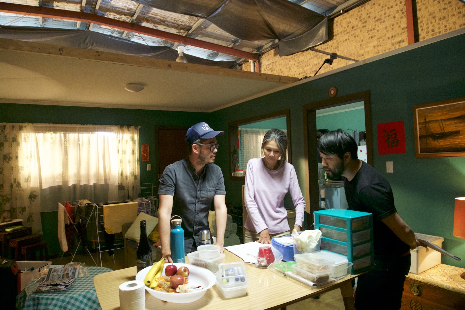 MOTHER, CHILD Set Still 2