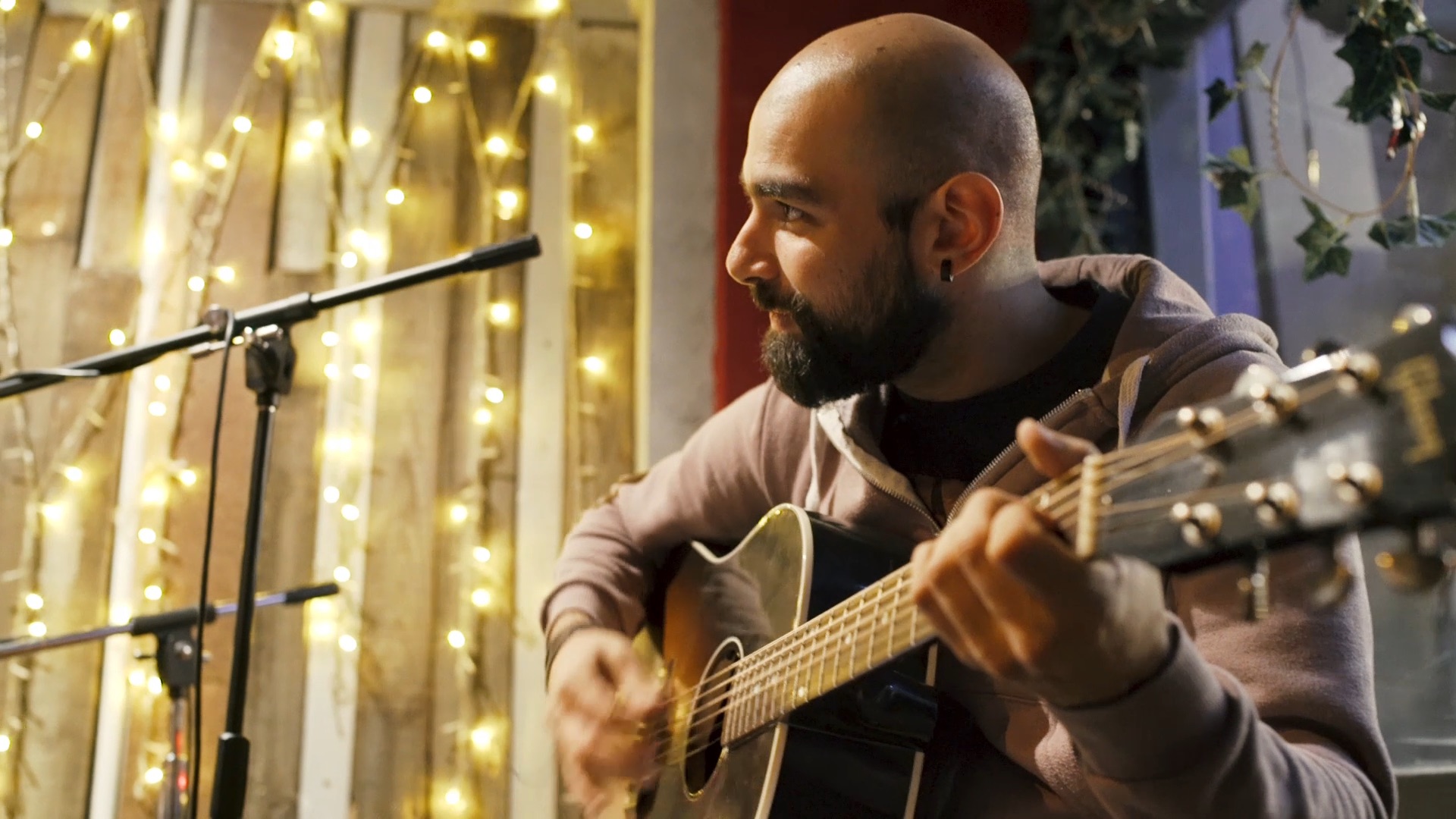 JamieJimJames Still 6