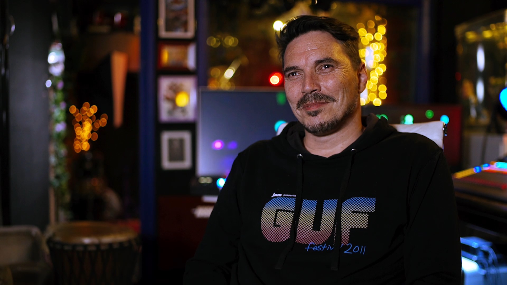 JamieJimJames Still 4